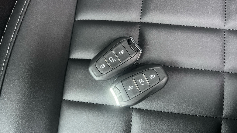 Citroen C4 1.2 [130] Max 5dr Auto Petrol Hatchback